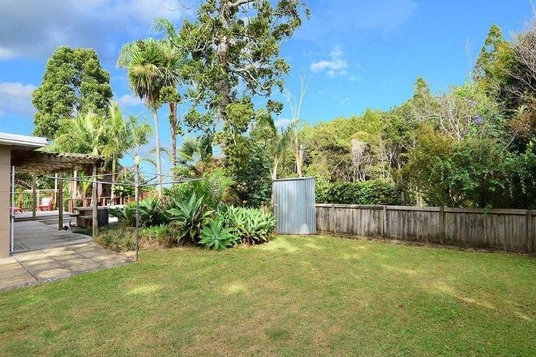 Photo of property in 18 Old North Road, Orewa, 0931