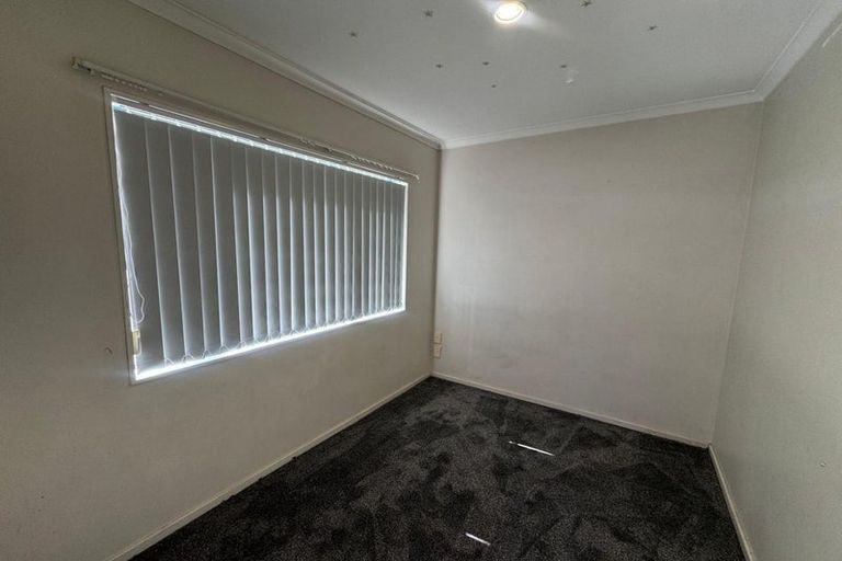Photo of property in 50 Bellville Drive, Clendon Park, Auckland, 2103