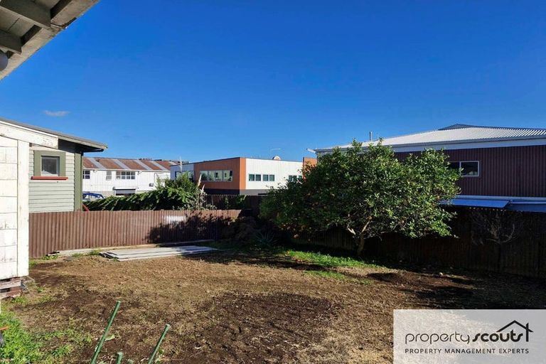 Photo of property in 61 Lemon Street, New Plymouth, 4310