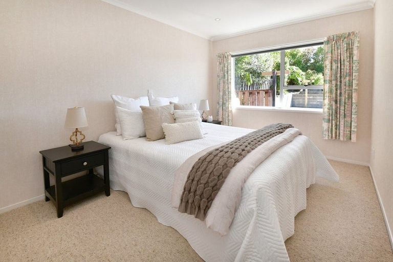 Photo of property in 1017 Whangaparaoa Road, Tindalls Beach, Whangaparaoa, 0930