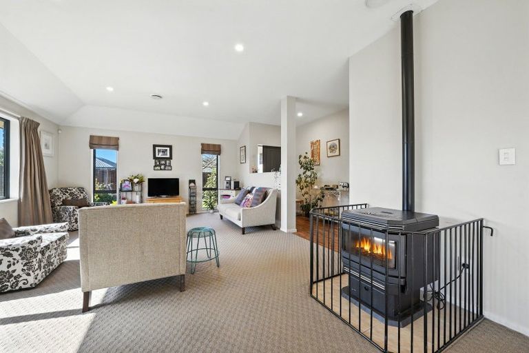 Photo of property in 29 Kowhai Avenue, Rangiora, 7400