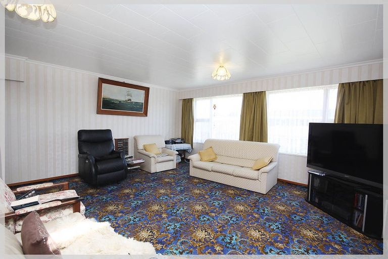 Photo of property in 37 Futter Street, Foxton, 4814