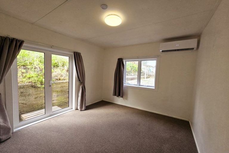 Photo of property in 60 Seafront Road, Castlecliff, Whanganui, 4501