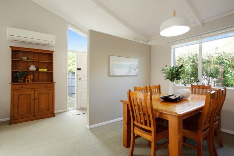 Photo of property in 87 Matai Road, Raumati South, Paraparaumu, 5032