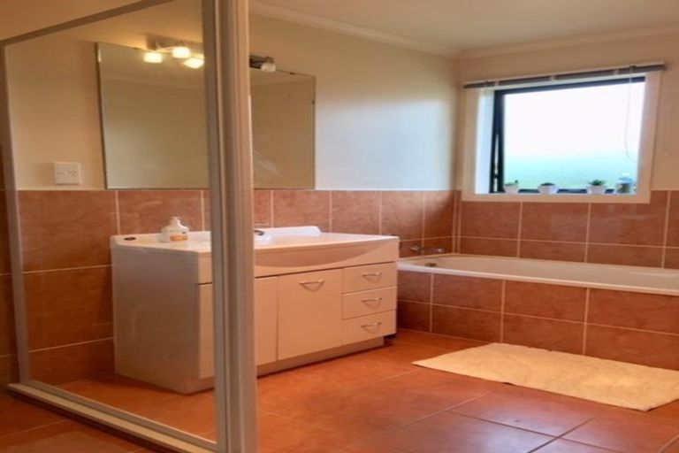 Photo of property in 21 Toomer Place, Beachlands, Auckland, 2018