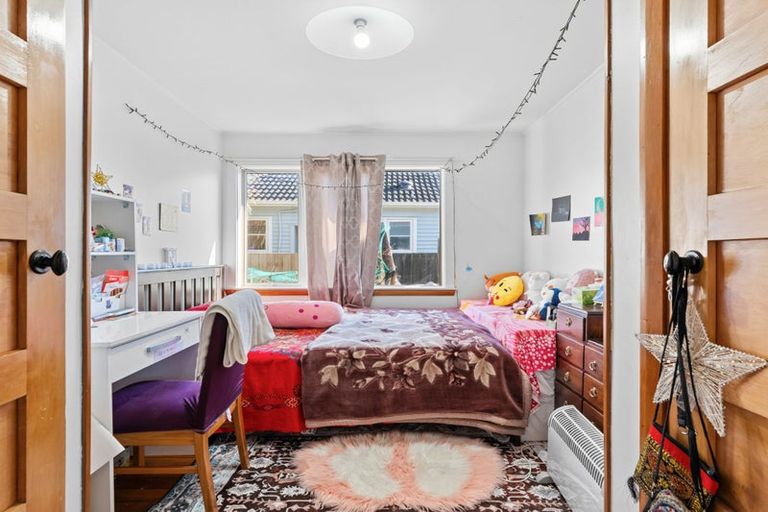 Photo of property in 11 Christian Street, Bryndwr, Christchurch, 8053