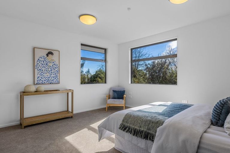 Photo of property in 132 Port Hills Road, Heathcote Valley, Christchurch, 8022