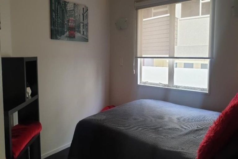 Photo of property in 45 Marine Parade, Mount Maunganui, 3116
