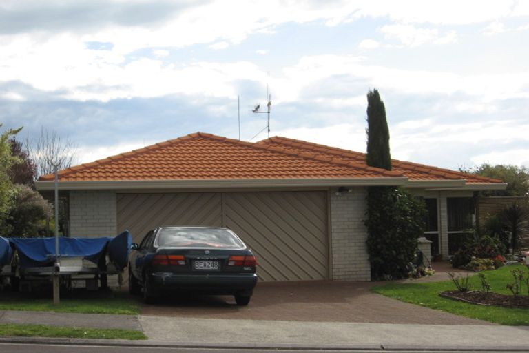 Photo of property in 10 Lucerne Place, Welcome Bay, Tauranga, 3112