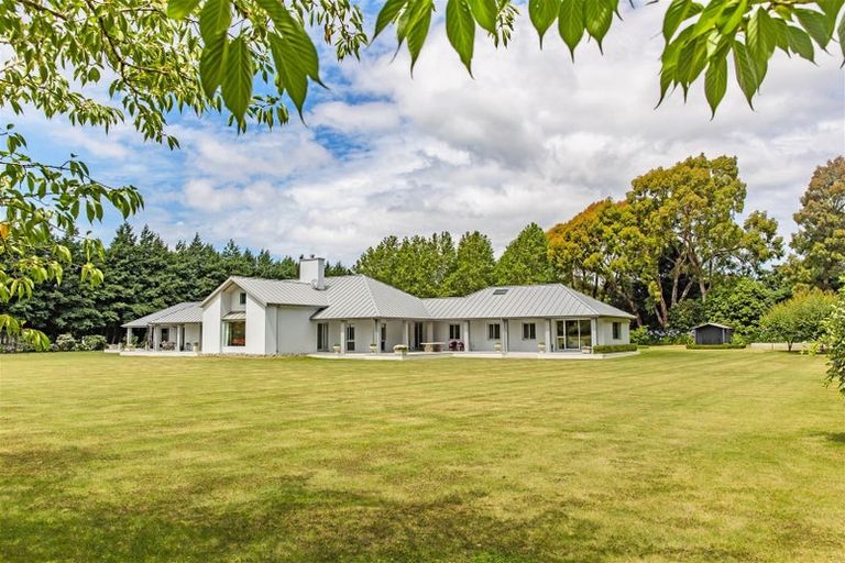 Photo of property in 71 Hussey Road, Northwood, Christchurch, 8051