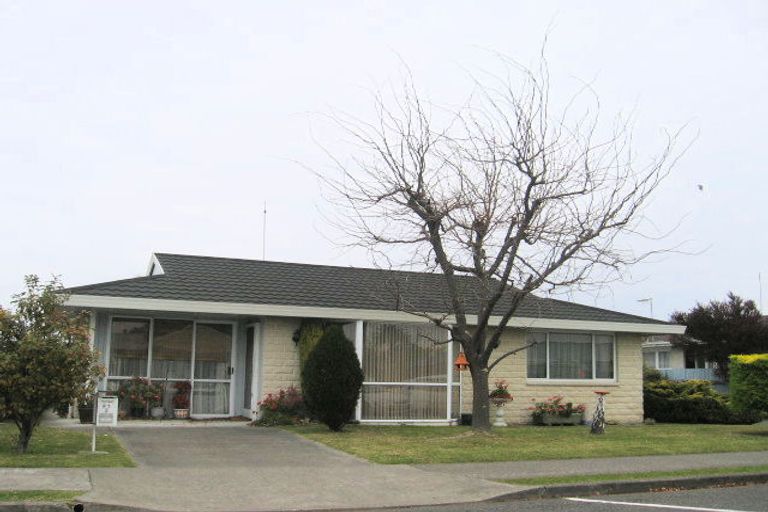 Photo of property in 3/3 Peddie Street, Taradale, Napier, 4112