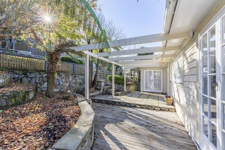 Photo of property in 15a Romney Square, Tawa, Wellington, 5028