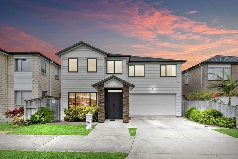 Photo of property in 21 Kawa Drive, Flat Bush, Auckland, 2019