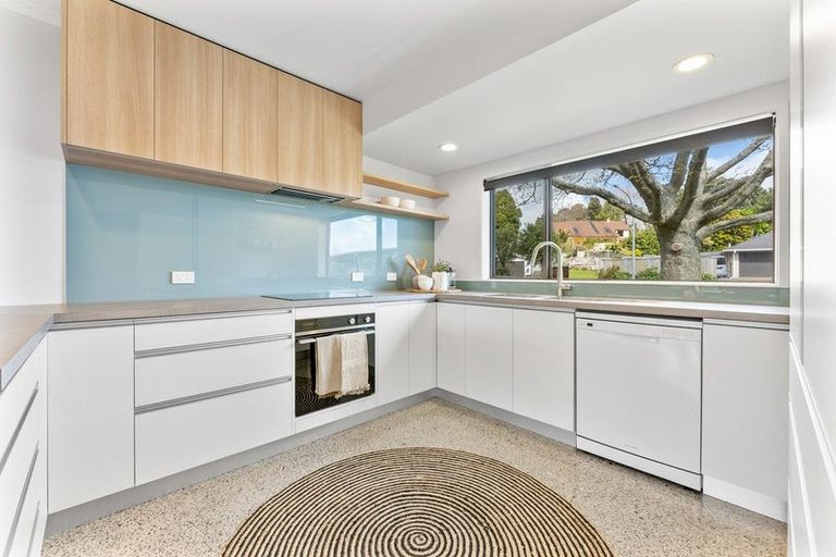 Photo of property in 7 Kaitake Place, Oakura, 4314