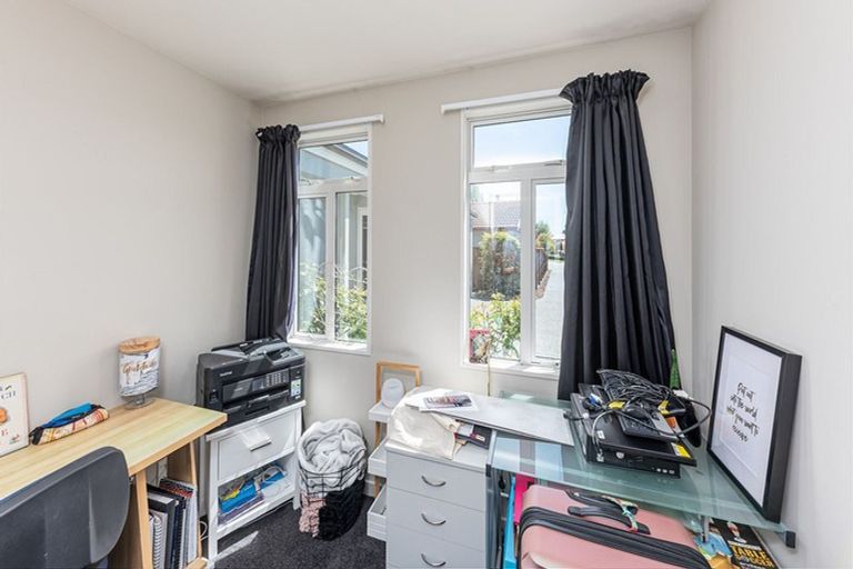 Photo of property in 12 Mica Place, Northwood, Christchurch, 8051