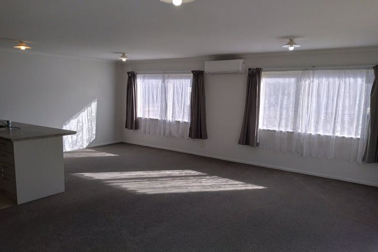 Photo of property in 58a Coxhead Road, Manurewa, Auckland, 2102
