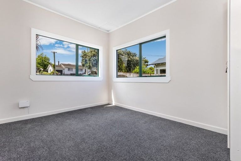 Photo of property in 10 James Road, Manurewa, Auckland, 2102