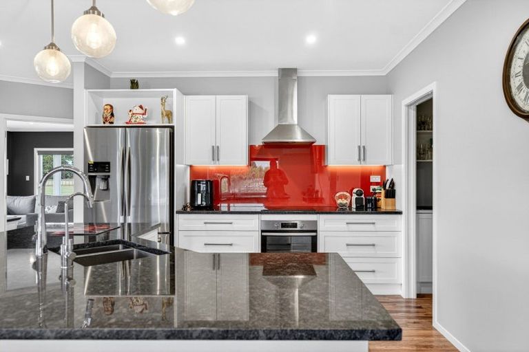 Photo of property in 32 Spencer Lane, Greytown, 5712