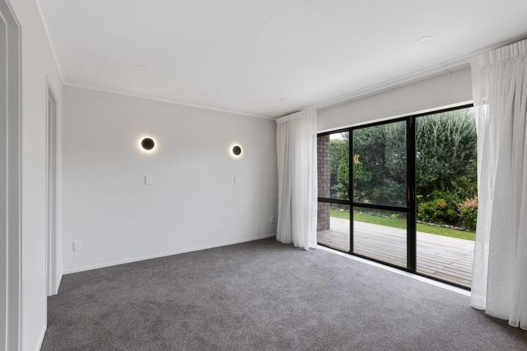 Photo of property in 34 Coppelia Avenue, Omokoroa, 3114