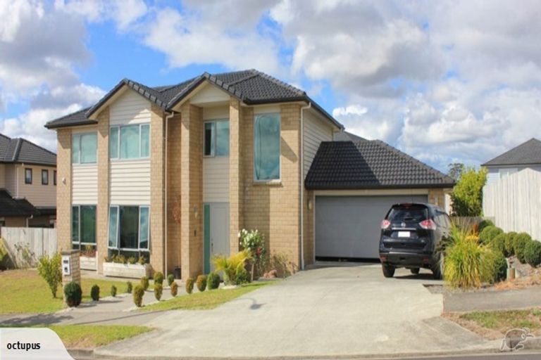 Photo of property in 4 Kirikiri Drive, Papakura, 2110