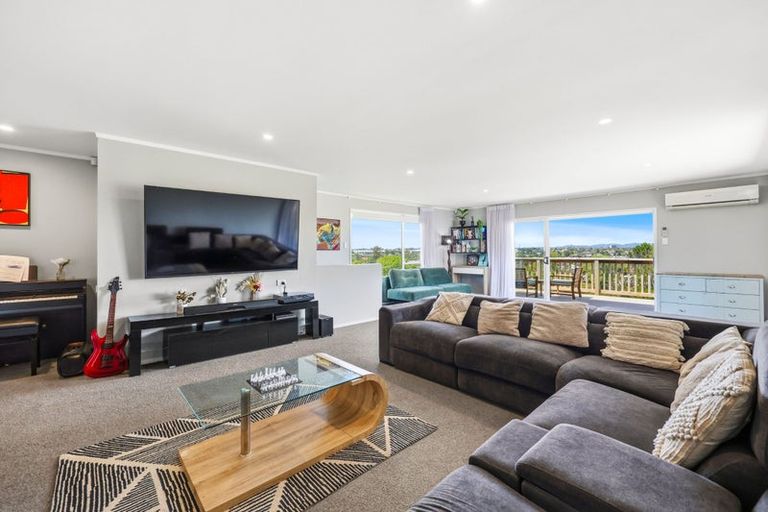 Photo of property in 54 Chorley Avenue, Massey, Auckland, 0614