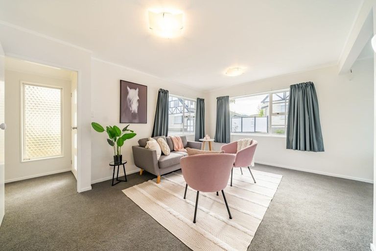 Photo of property in 11f5- John Street, Trentham, Upper Hutt, 5018