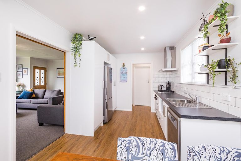 Photo of property in 99 Buick Crescent, Awapuni, Palmerston North, 4412