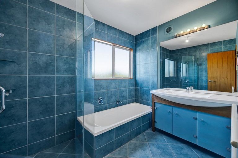 Photo of property in 19 Mccarthy Street, Hawera, 4610