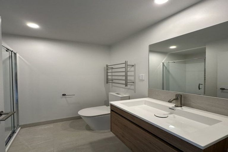 Photo of property in 7/3 Eskdale Road, Birkdale, Auckland, 0626