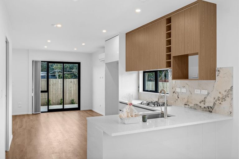 Photo of property in 22d Justamere Place, Weymouth, Auckland, 2103