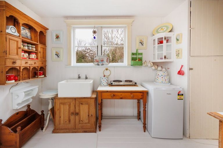 Photo of property in 86 Grey Street, Woodville, 4920