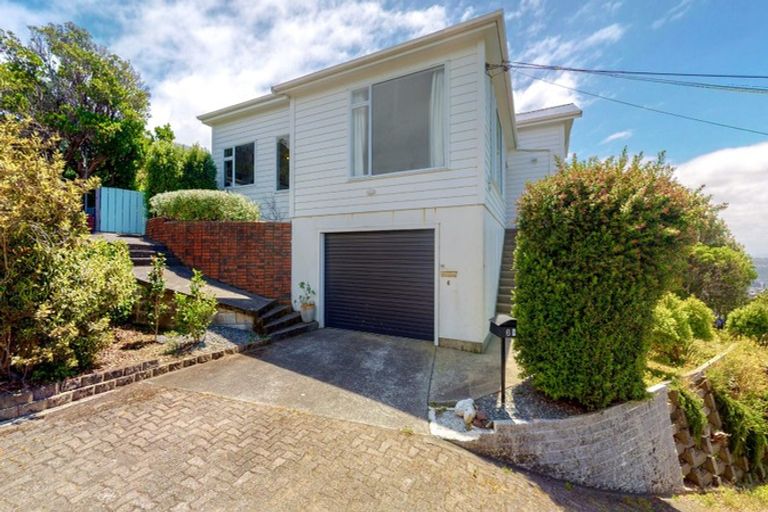 Photo of property in 6 Mitchell Street, Brooklyn, Wellington, 6021