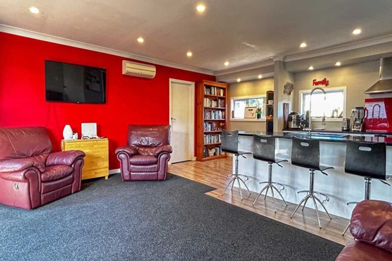 Photo of property in 8 Deanwell Avenue, Deanwell, Hamilton, 3206