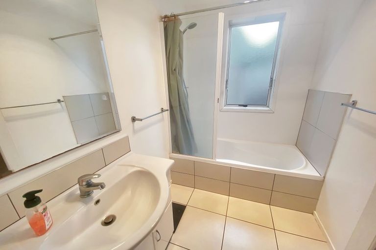 Photo of property in 39 Richill Street, Belfast, Christchurch, 8051