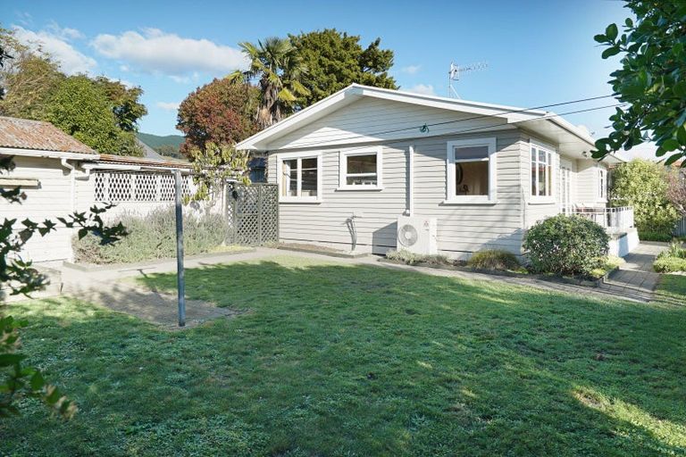 Photo of property in 2/25 Manson Avenue, Stoke, Nelson, 7011