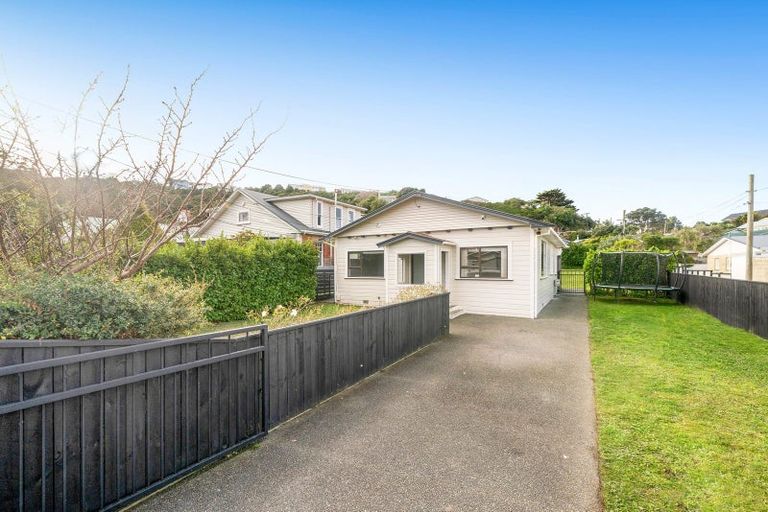 Photo of property in 17 Rotherham Terrace, Miramar, Wellington, 6022