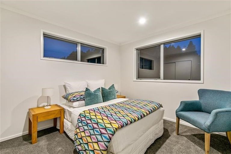 Photo of property in 12 Lisle Farm Drive, Pukekohe, 2120