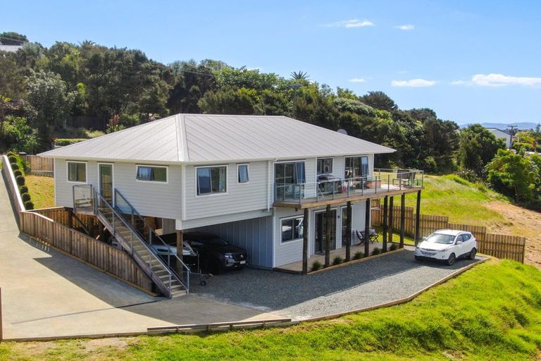 Photo of property in 26 Cable Bay Block Road, Cable Bay, 0420