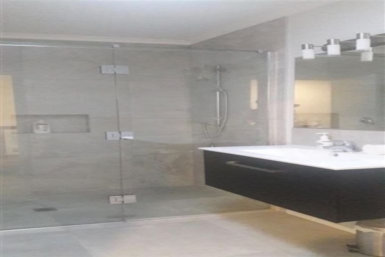 Photo of property in 4 Mooring Close, Whitby, Porirua, 5024