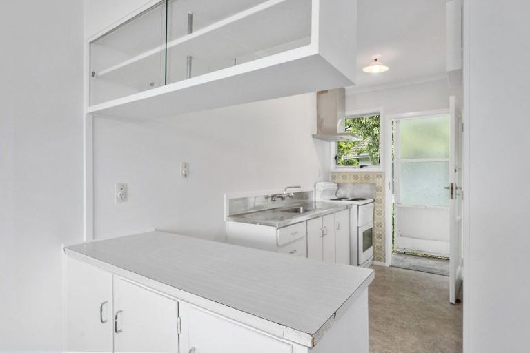 Photo of property in 62 Lincoln Road, Henderson, Auckland, 0610