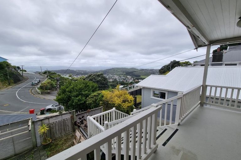 Photo of property in 91 Farnham Street, Mornington, Wellington, 6021