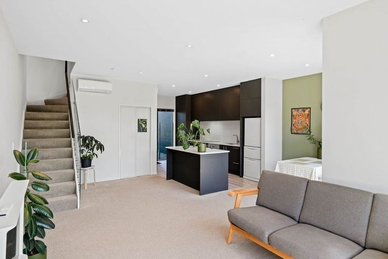 Photo of property in 8a Packard Crescent, Halswell, Christchurch, 8025