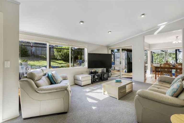 Photo of property in 84 Nigel Road, Browns Bay, Auckland, 0630