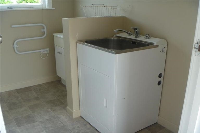 Photo of property in 70 Tukapa Street, Westown, New Plymouth, 4310