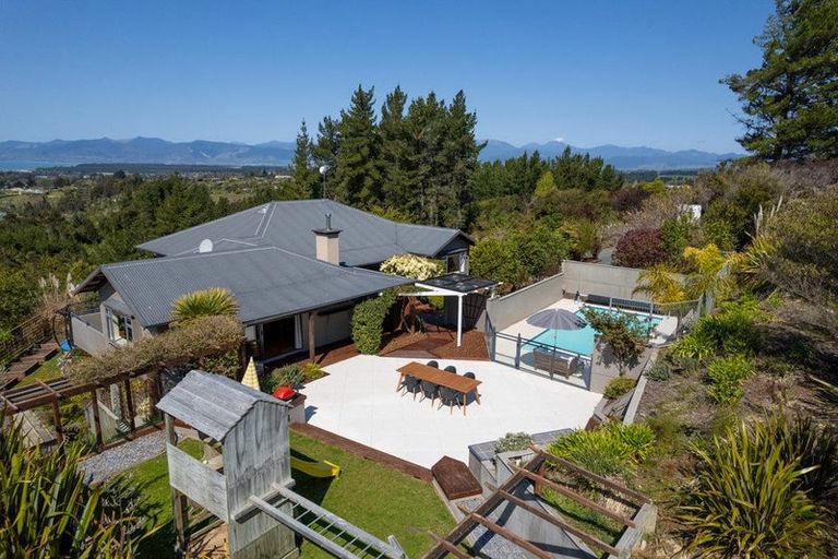 Photo of property in 36 Stagecoach Road, Upper Moutere, 7173