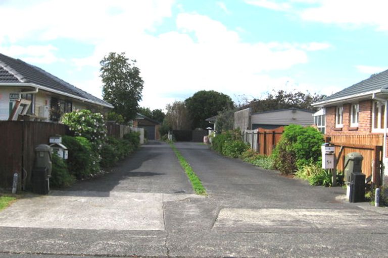 Photo of property in 5 Roby Street, Te Atatu Peninsula, Auckland, 0610