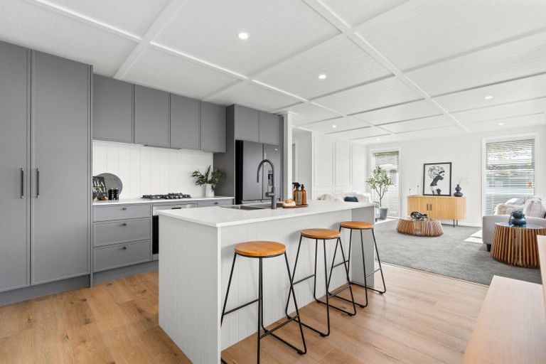 Photo of property in 189 Main Street, Greytown, 5712