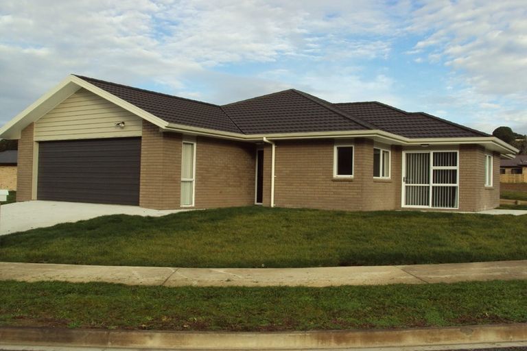 Photo of property in 82 Ridgeway Drive, Te Kamo, Whangarei, 0112