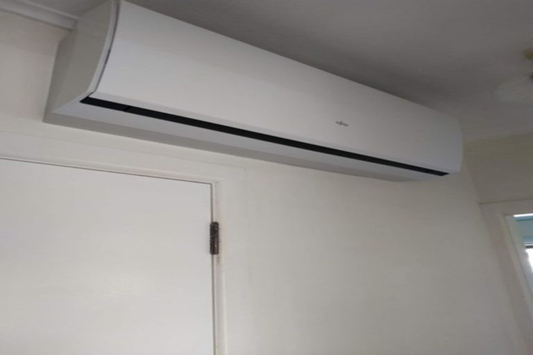 Photo of property in 156 Tiro Tiro Road, Levin, 5510