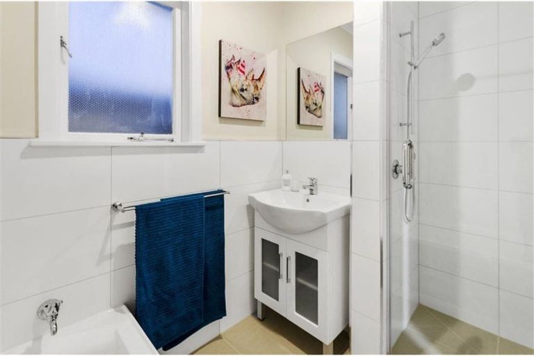 Photo of property in 128 Gloucester Road, Manurewa, Auckland, 2102